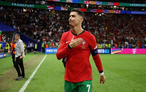 星空体育投注-尤文图斯胜切尔西惜败，C罗点球献绝杀的简单介绍