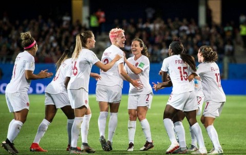 星空体育官网登录网址-加拿大女足惨遭淘汰，梦碎世界杯的简单介绍