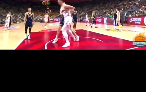 星空体育新闻-包含球员实力在场上完全释放出来，对手几乎束手无策！的词条