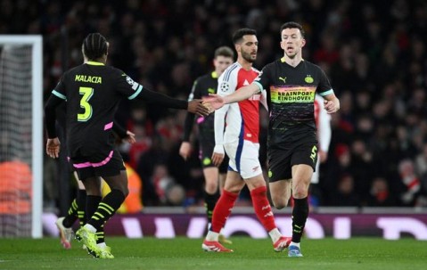 星空体育培训-荷甲黑马再夺胜利，完美表现引发关注的简单介绍