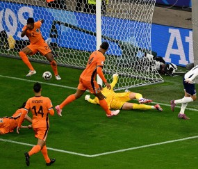 星空体育官方登录入口-荷兰队突围成功，晋级欧洲杯