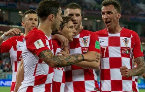 星空体育馆-包含德国以惨败告终，欧预赛梦碎无缘下一轮的词条