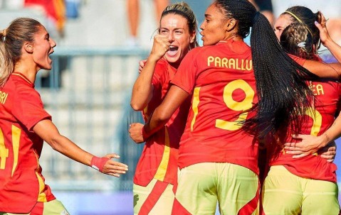 星空体育亚洲官网-加拿大女足队历史性晋级！取得不可思议的胜利的简单介绍
