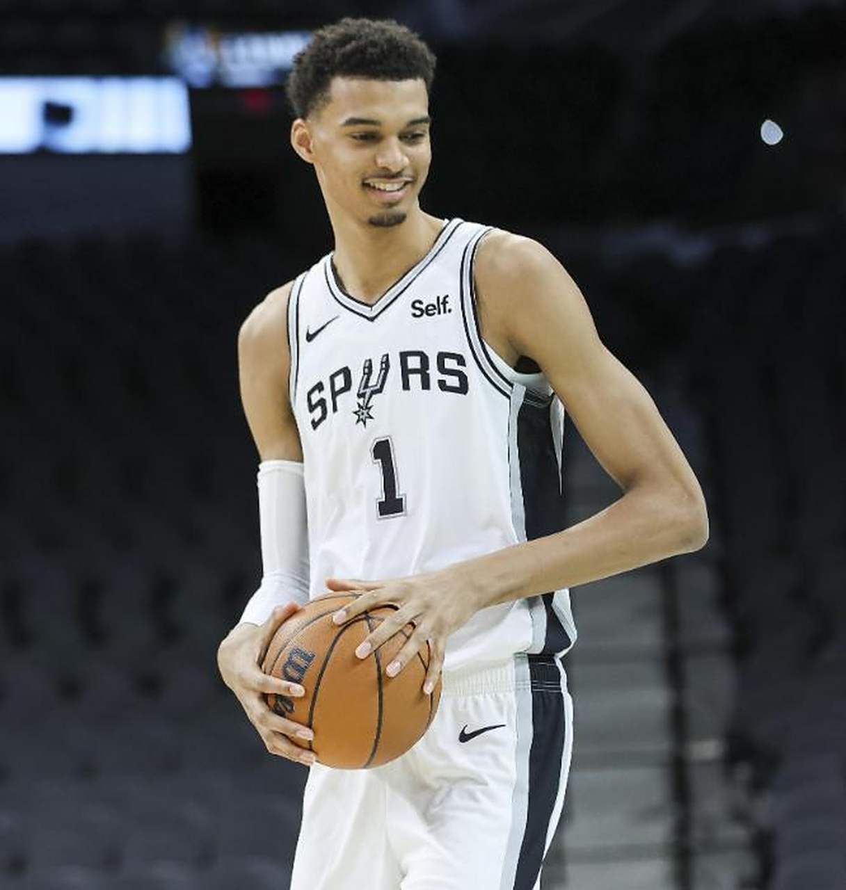 火箭队再次挑战马刺队 火箭队再次挑战马刺队