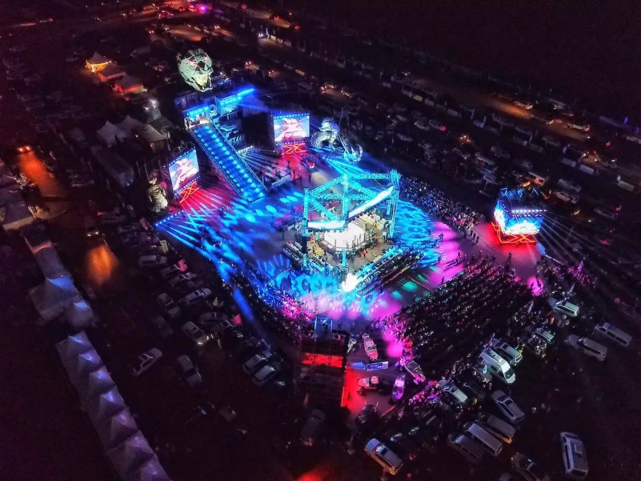 包含压轴大战!巅峰对决,颠覆传统观念的词条 包含压轴大战!巅峰对决,颠覆传统观念的词条