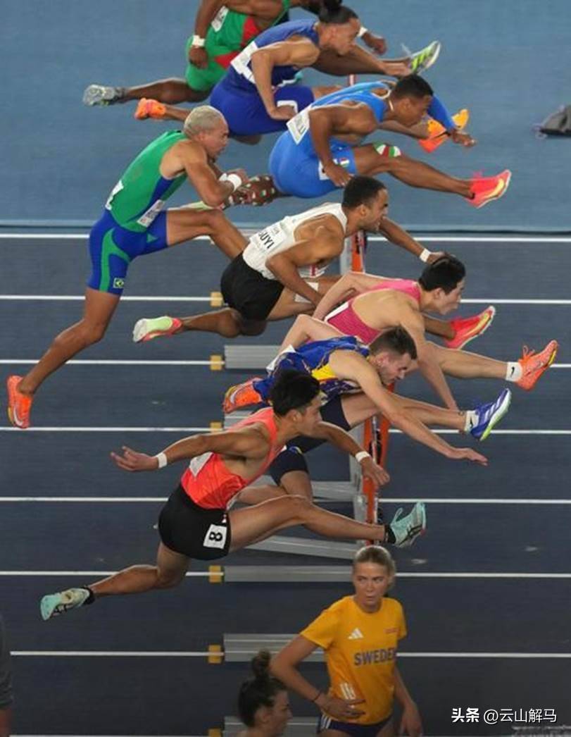 田径赛场选手实力过招,决出胜负 田径赛场选手实力过招,决出胜负
