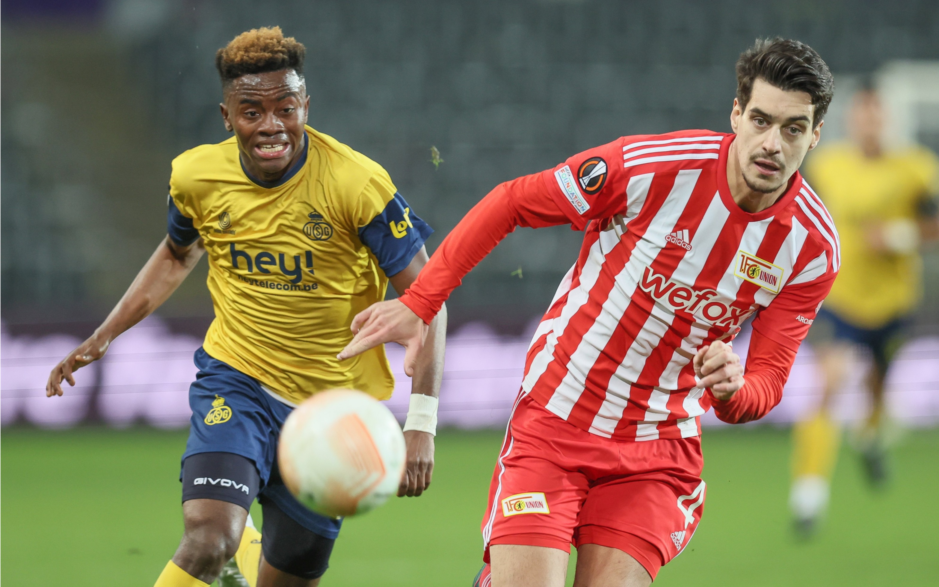 柏林联队实力派球员完成精彩进球 柏林联队实力派球员完成精彩进球